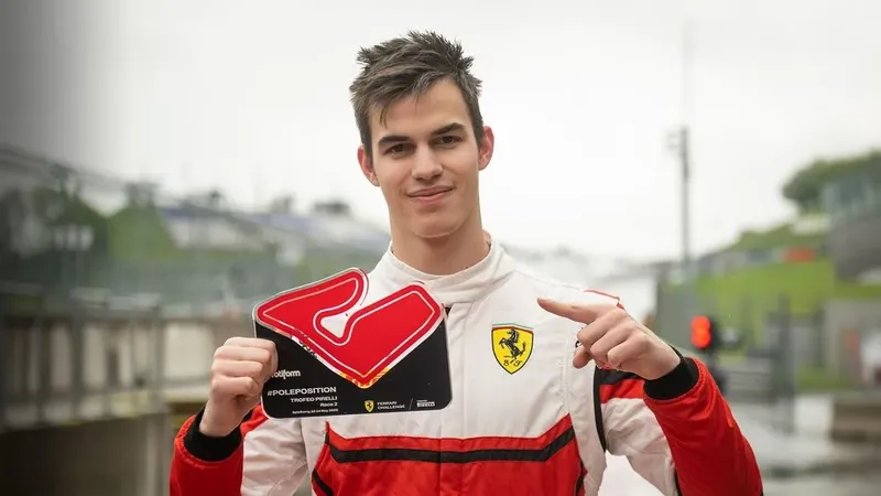 Bence Valint - Racing Driver