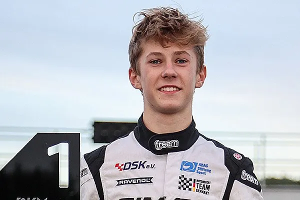 Elia Weiss - Racing Driver