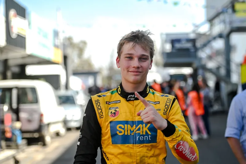 Ethan Nobels - Racing Driver