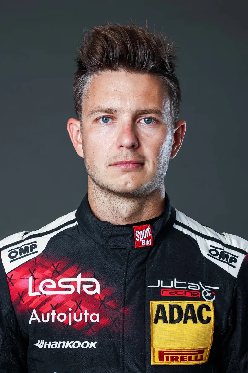 Jonas Gelzinis - Racing Driver