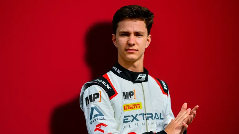 Kacper Sztuka - Racing Driver