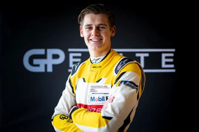 Lucas Groeneveld - Racing Driver