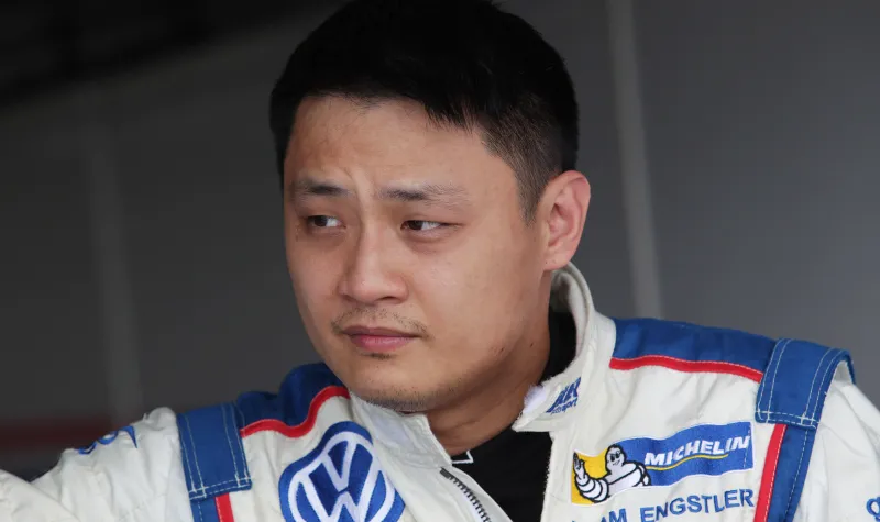 Munkong Sathienthirakul - Racing Driver